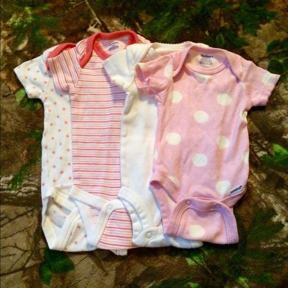 🎀 Baby Girl Onesies 🎀  ✨Bundle ✨